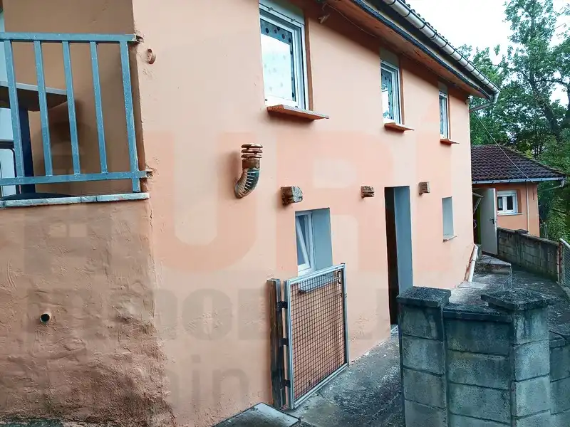 Vista exterior de Finca rústica en venta en Riosa con Calefacción y Amueblado