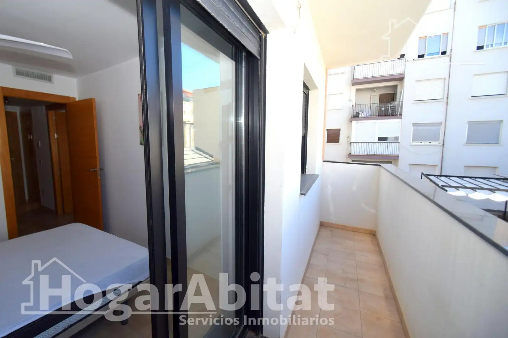 Dormitori de Pis en venda en Castellón de la Plana / Castelló de la Plana amb Aire condicionat, Calefacció i Moblat