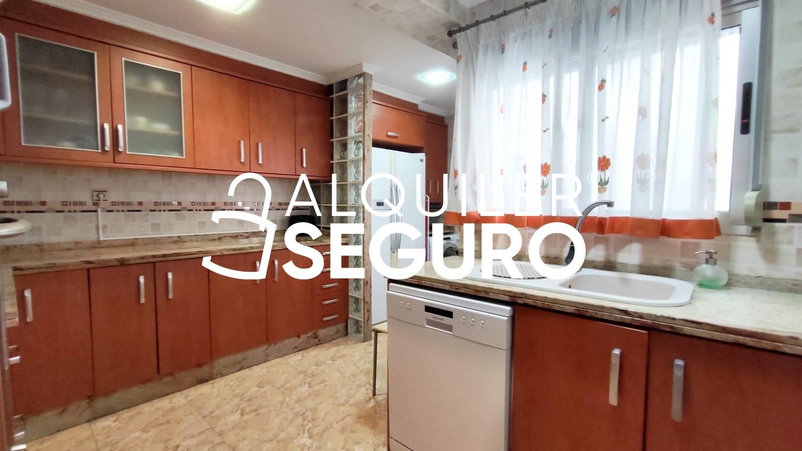 Cocina de Piso de alquiler en Alaquàs con Aire acondicionado, Calefacción y Terraza