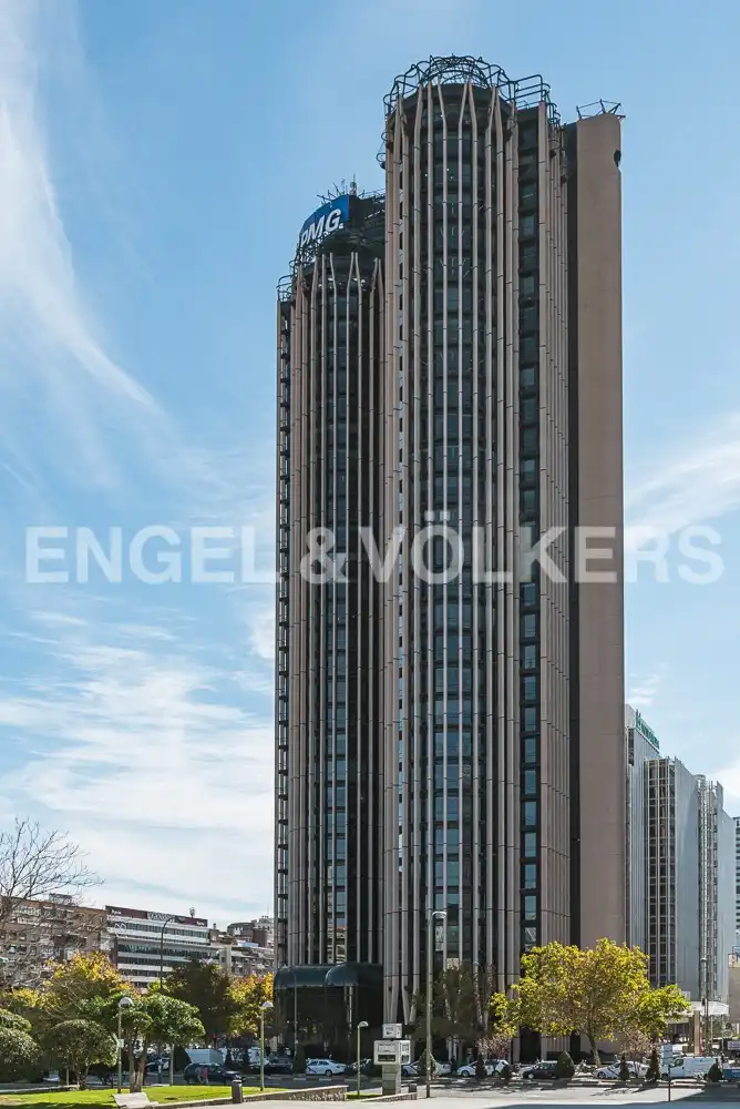 Außenansicht von Wohnung zur Miete in Madrid mit Klimaanlage, Heizung und Möbliert