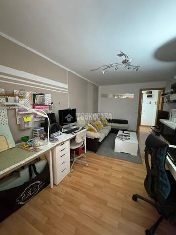 Piso en Venta en Palomeras Sureste