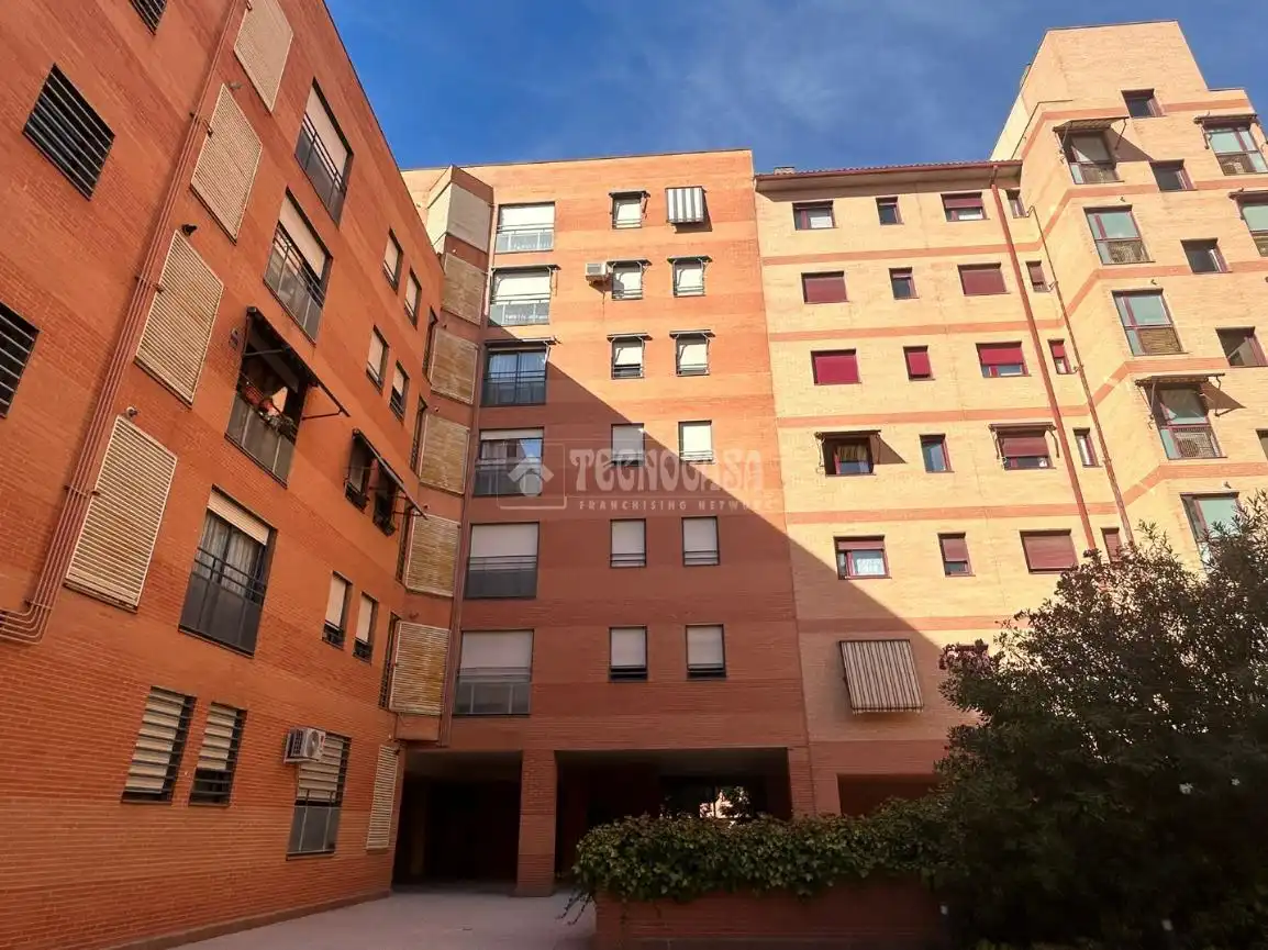 Vista exterior de Piso en venta en Madrid con Aire acondicionado, Calefacción y Trastero