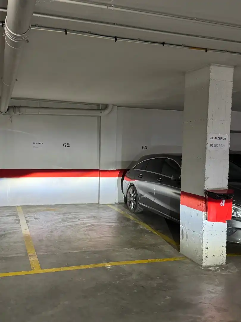 Individuel avec ascenseur à louer à Carrer del Clariano 16, imagen 3