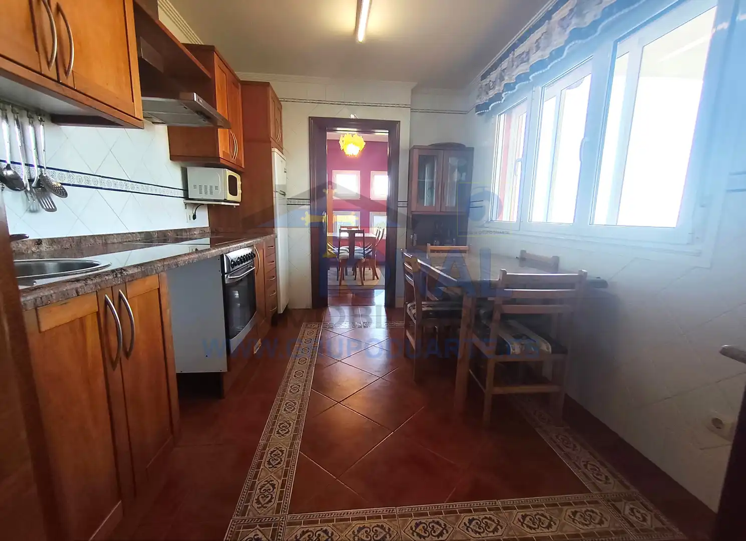 Cuina de Casa o xalet en venda en Siero amb Calefacció, Jardí privat i Parquet