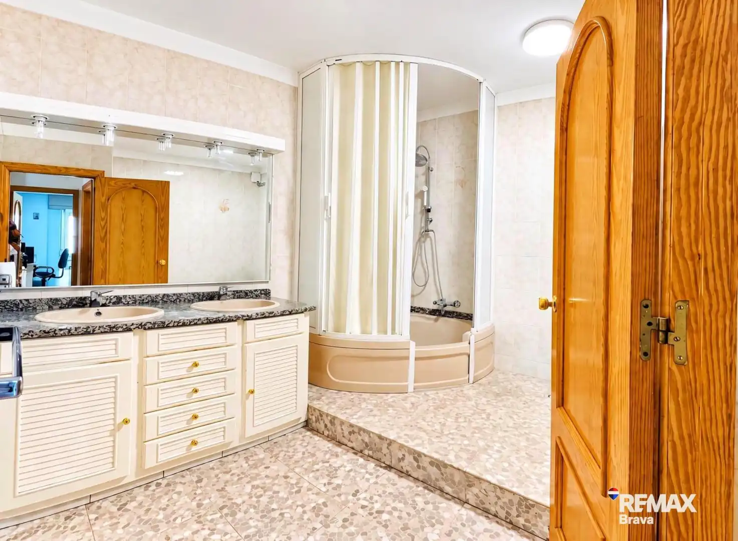 Detached house with pool for sale in Calle Guillerias, imagen 16