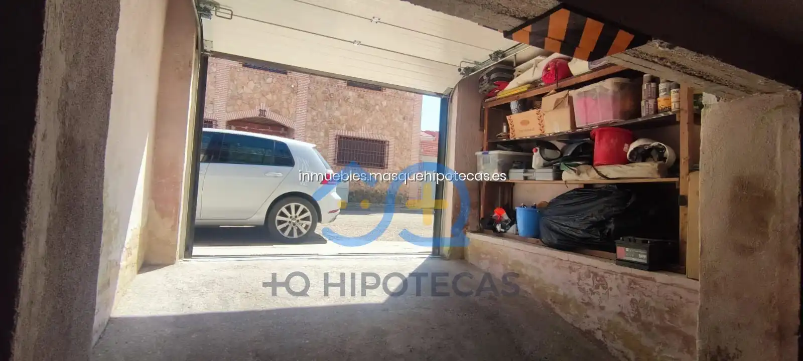 Parking of Houses for sale in Cobeja