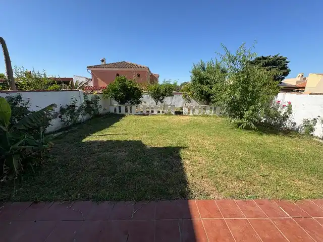Jardín de Casa o chalet en venta en Algeciras con Aire acondicionado, Jardín privado y Terraza
