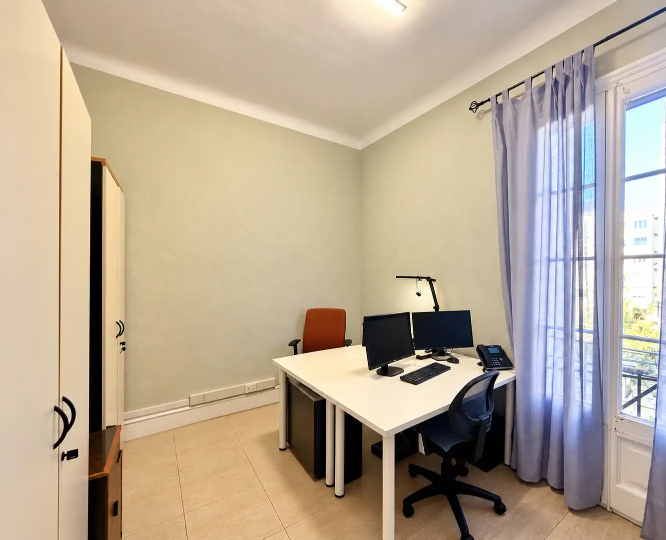 Piso en venta en Barcelona con Balcón
