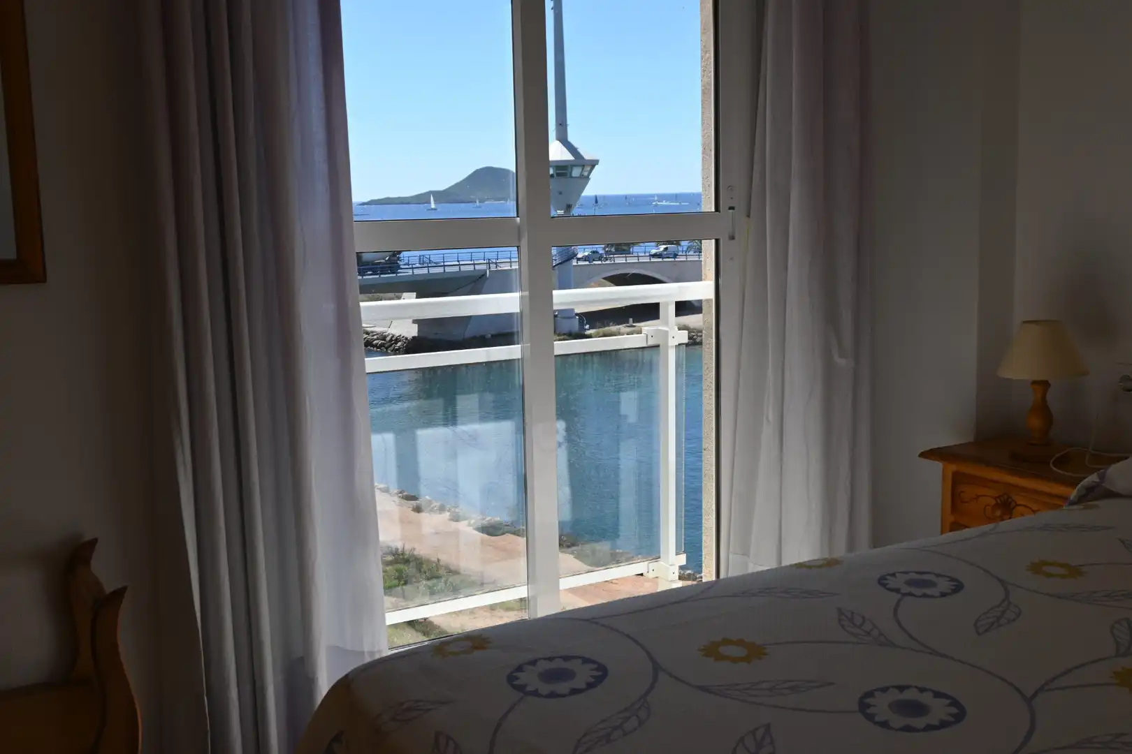 Habitación de Apartamento en venta en La Manga del Mar Menor con Terraza, Amueblado y Horno