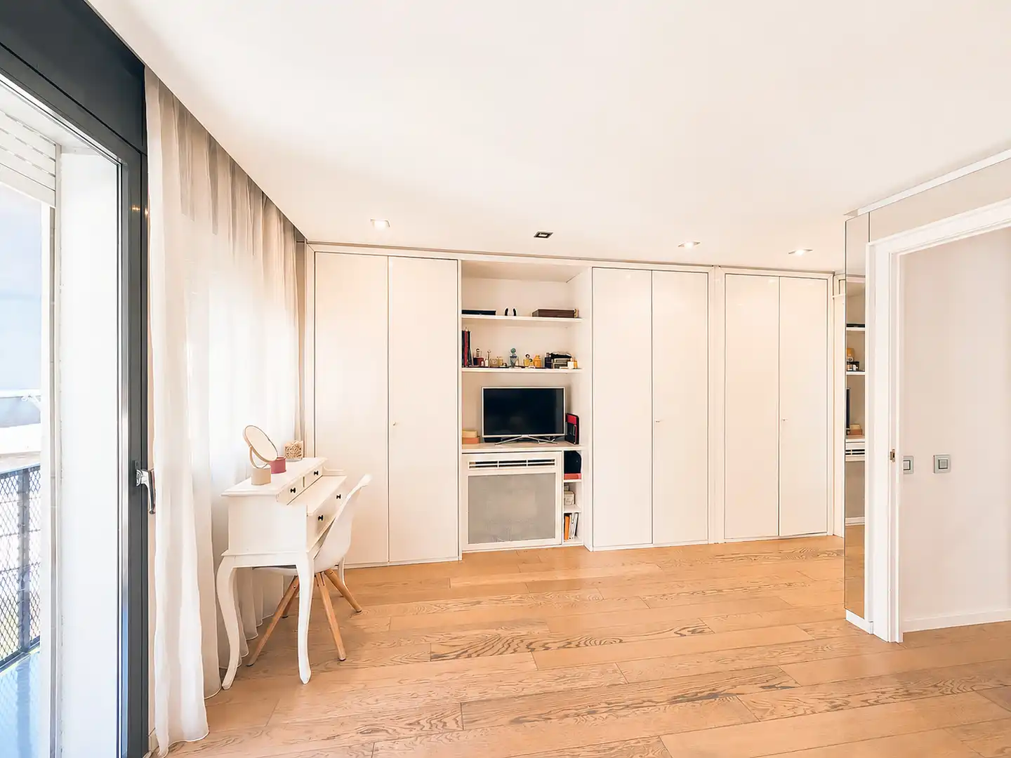 Habitación de Casa adosada en venta en Granollers con Aire acondicionado, Calefacción y Jardín privado