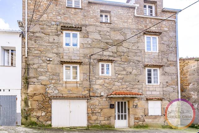 Casa-chalet en Venta en Laxe