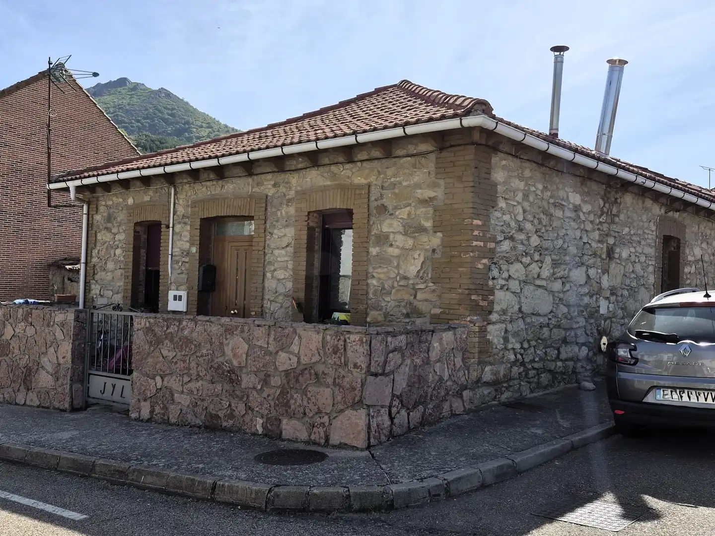 Vista exterior de Casa o chalet en venta en Villamanín con Calefacción