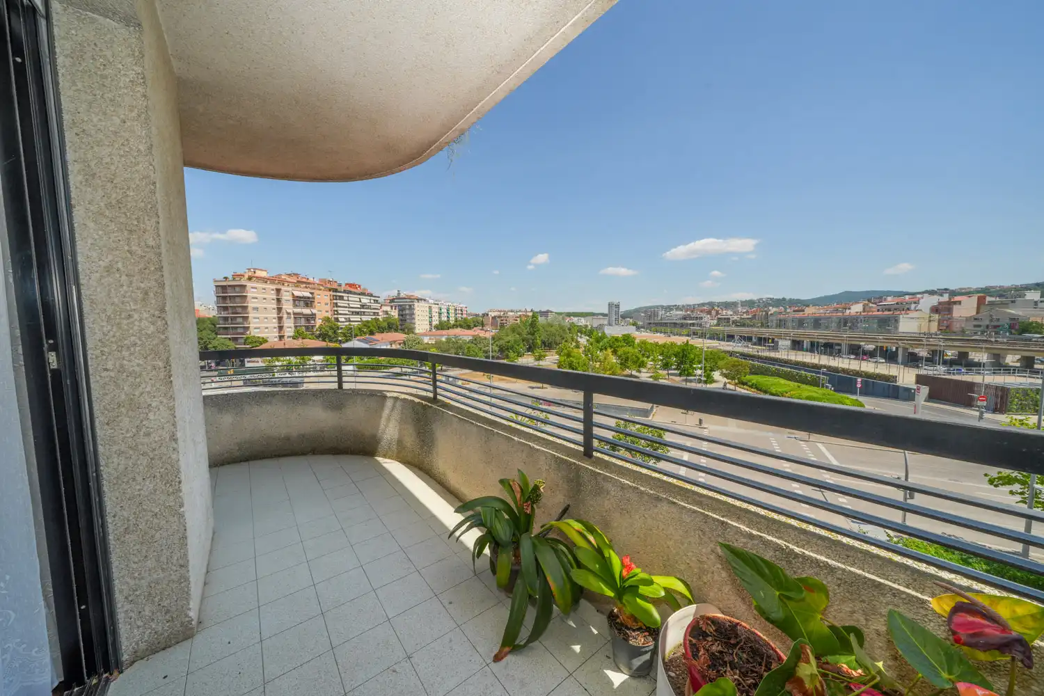 Terraza de Piso en venta en Girona con Calefacción, Parquet y Terraza