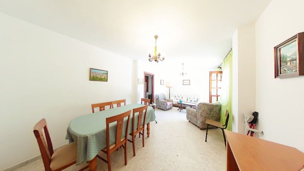 Menjador de Apartament en venda en Vélez-Málaga amb Terrassa i Moblat