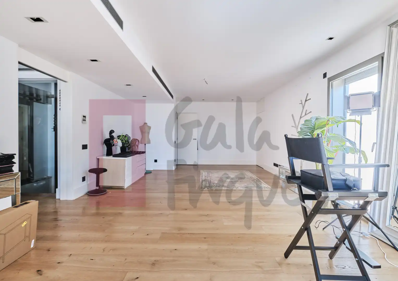 Sala de estar de Casa o chalet en venta en Barcelona con Aire acondicionado, Calefacción y Parquet