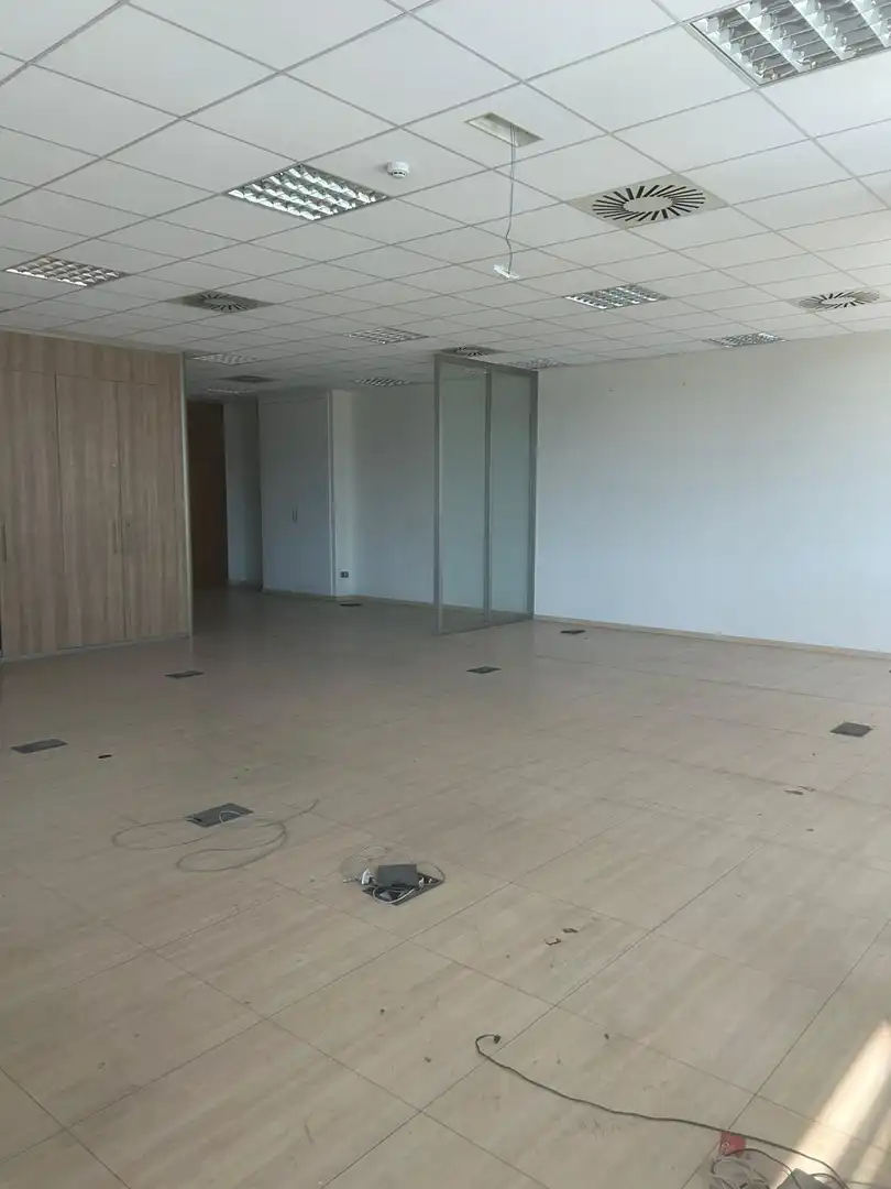 Oficina de lloguer a Fuente del Jarro, imagen 5