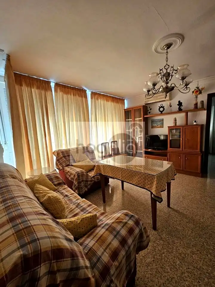 Sala de estar de Piso de alquiler en Sevilla con Aire acondicionado y Amueblado
