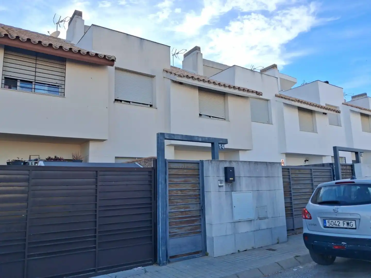 Exterior view of Detached homes for sale in Villanueva del Ariscal  with Private garden