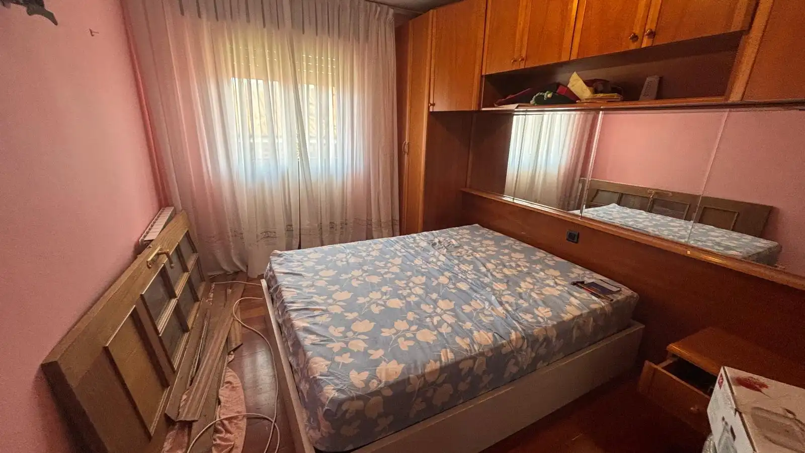 Schlafzimmer von Wohnung zum Verkauf in Rasines mit Heizung, Möbliert und Ofen