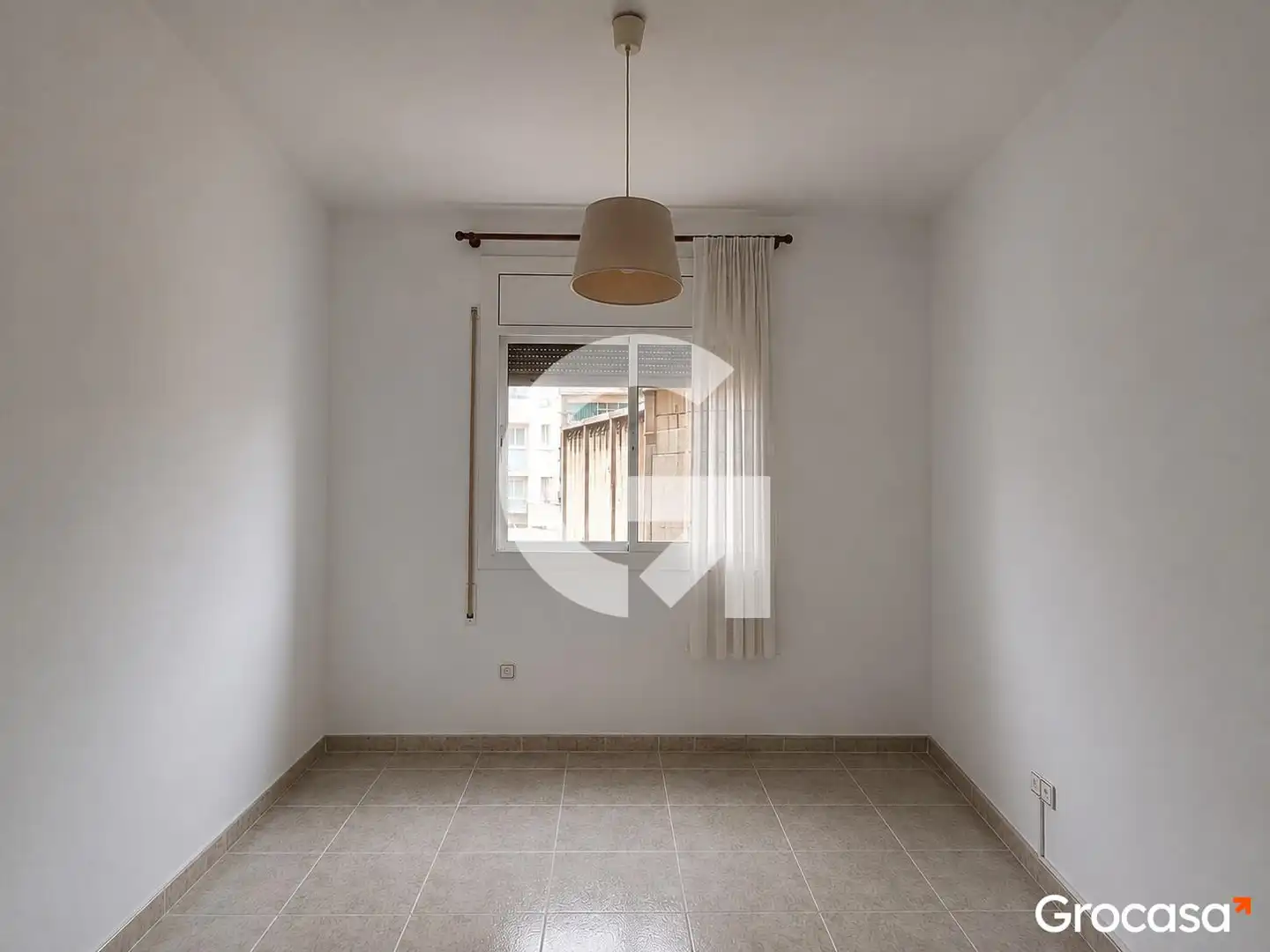 Habitación de Piso en venta en Barcelona con Balcón