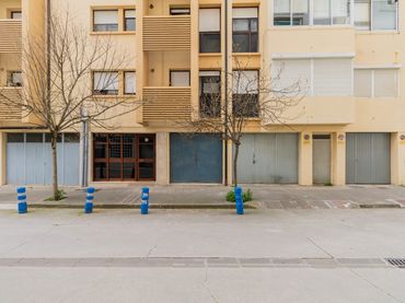 Gewerbefläche zum Verkauf in Estella-Lizarra - C/ LA CORTE 1