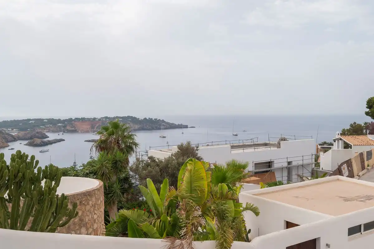 Vista exterior de Casa o xalet en venda en Sant Josep de sa Talaia amb Calefacció, Jardí privat i Terrassa