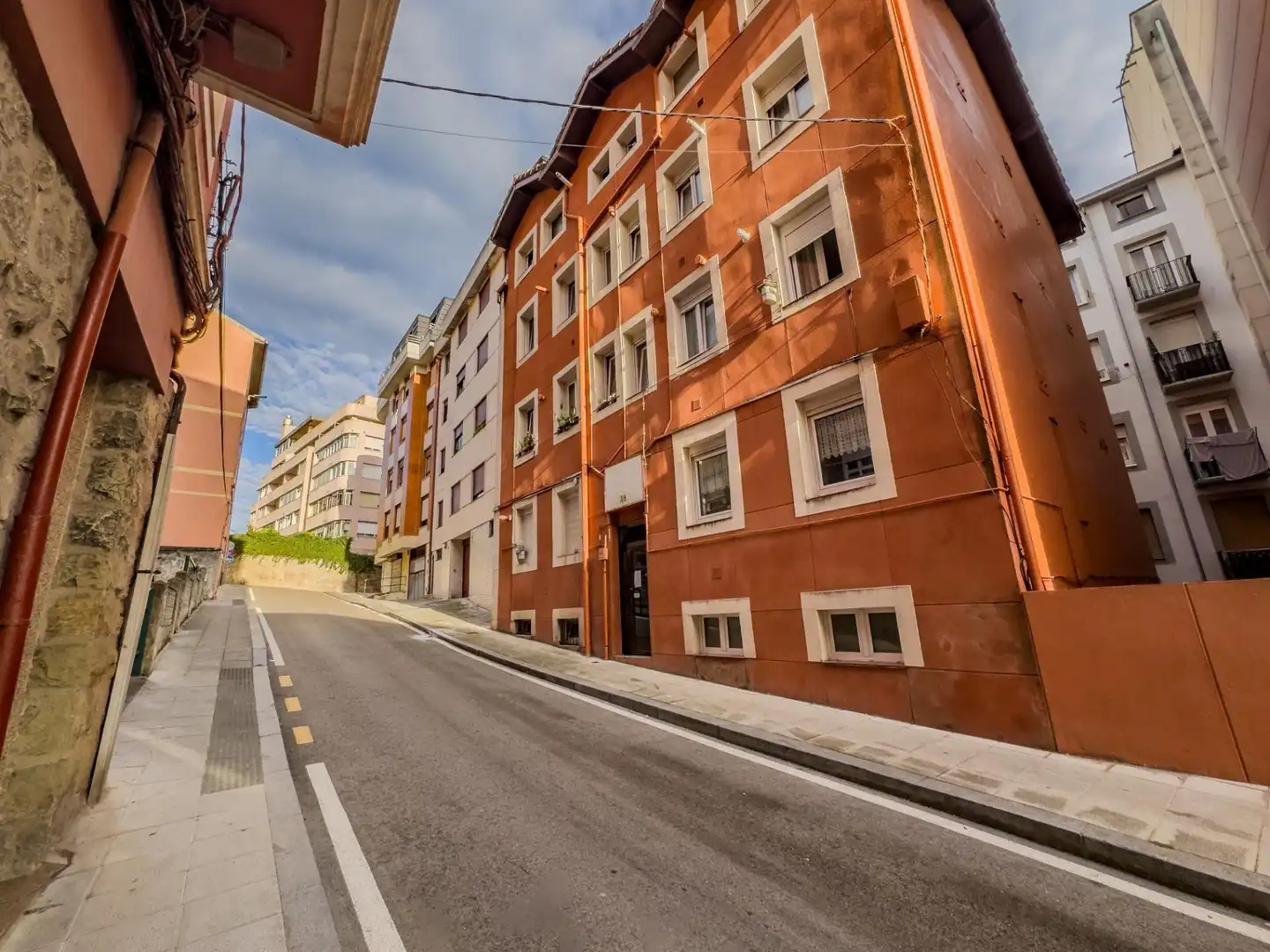 Vista exterior de Àtic en venda en Santander amb Calefacció, Terrassa i Moblat