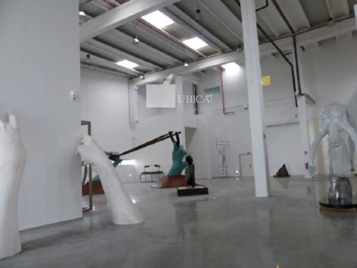 Fabrikhallen zur Miete in Gavà