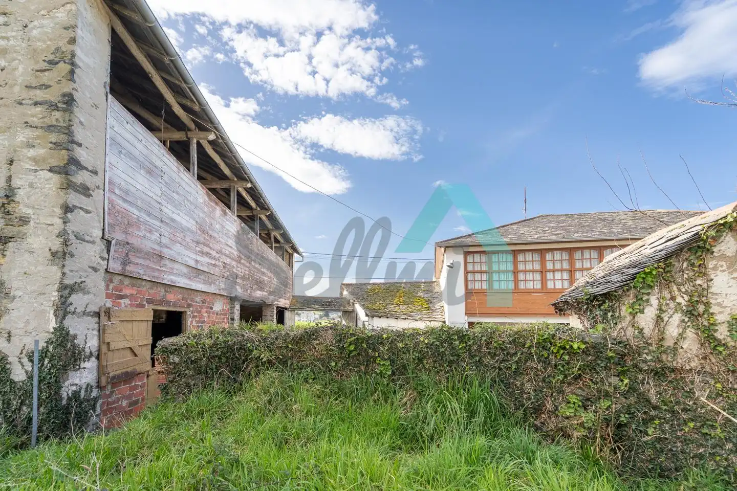 Exterior view of Houses for sale in Valdés - Luarca  with Private garden and Parquet flooring