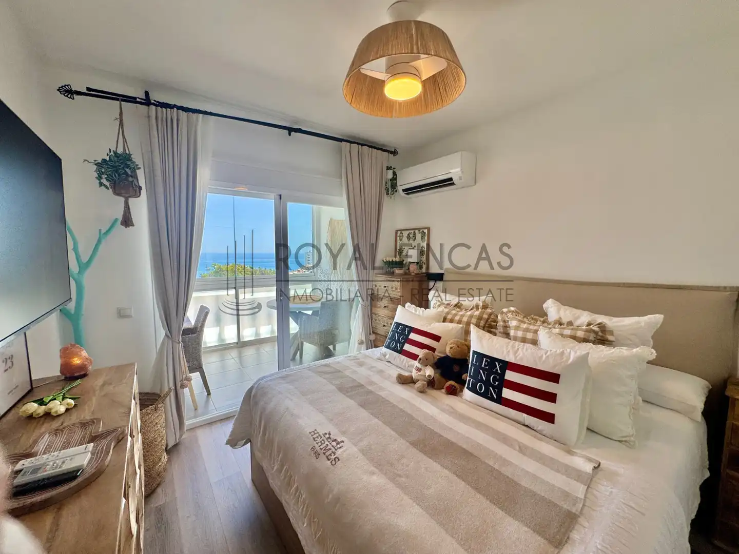 Bedroom of Detached homes for sale in Benalmádena  with Air Conditioner, Terrace and Furnished