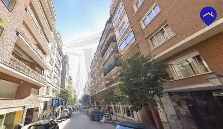 Exterior view of Office for sale in Madrid  with Air Conditioner, Heating and Internet