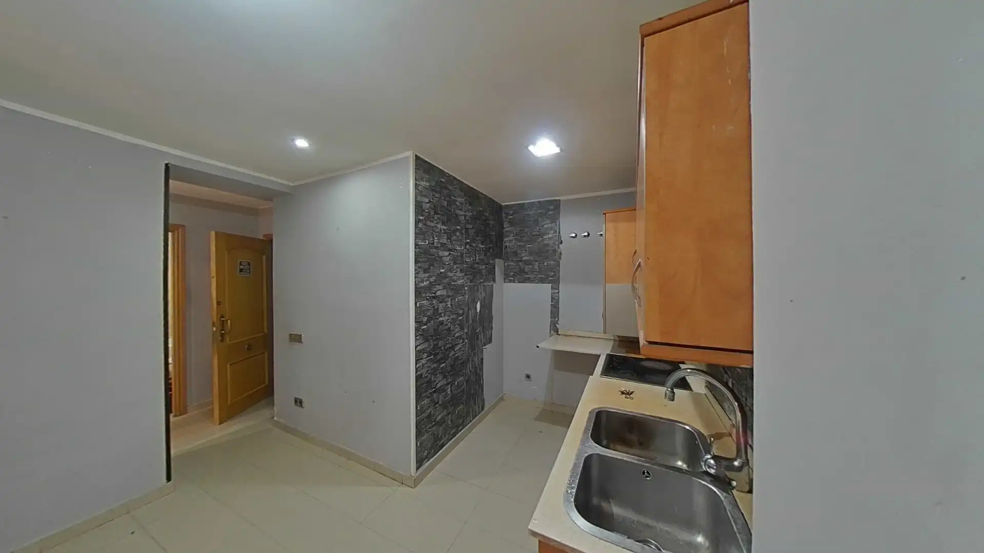 Küche von Wohnung zum Verkauf in Manresa mit Balkon