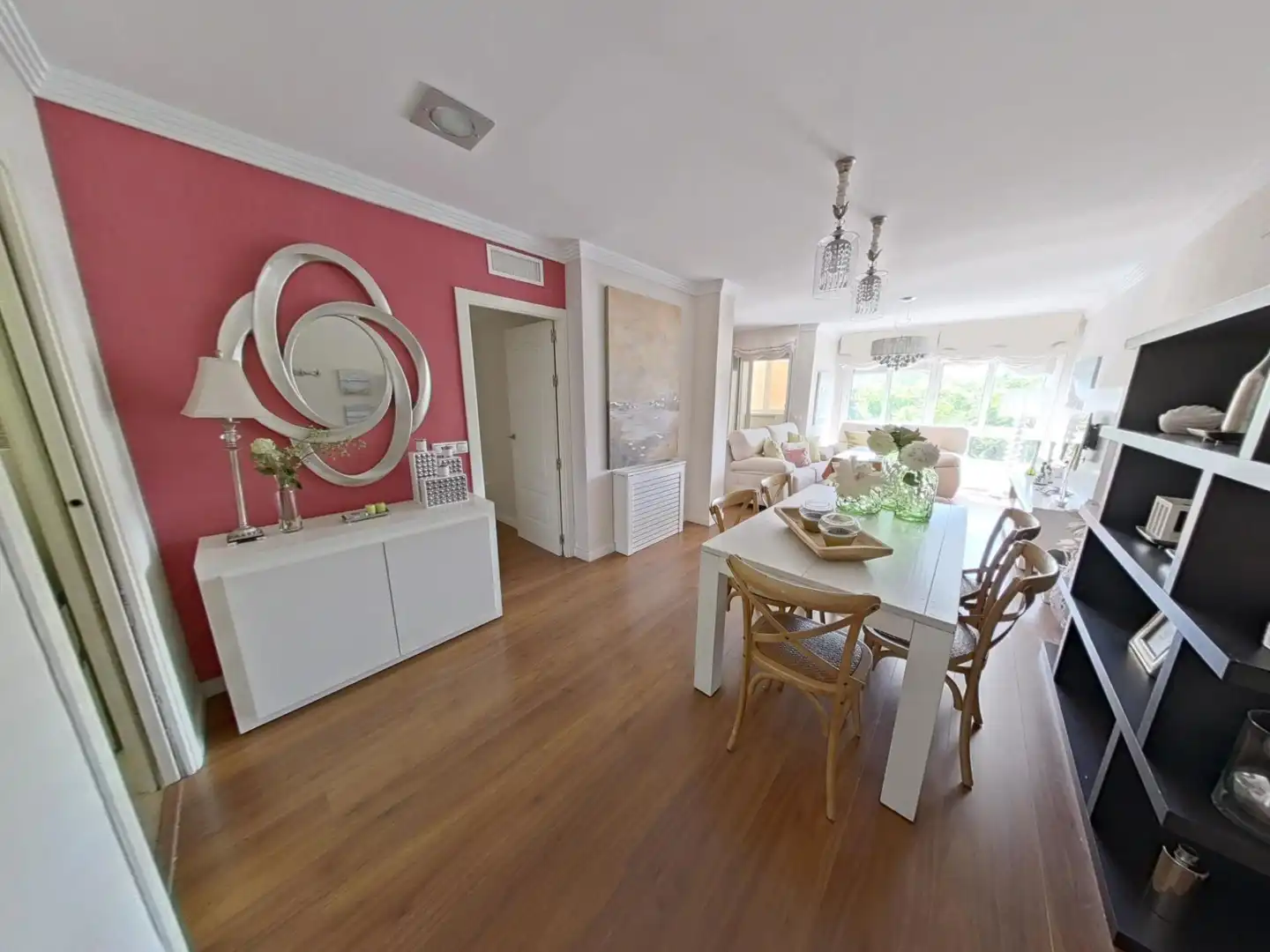 Comedor de Piso de alquiler en Córdoba con Aire acondicionado, Terraza y Amueblado