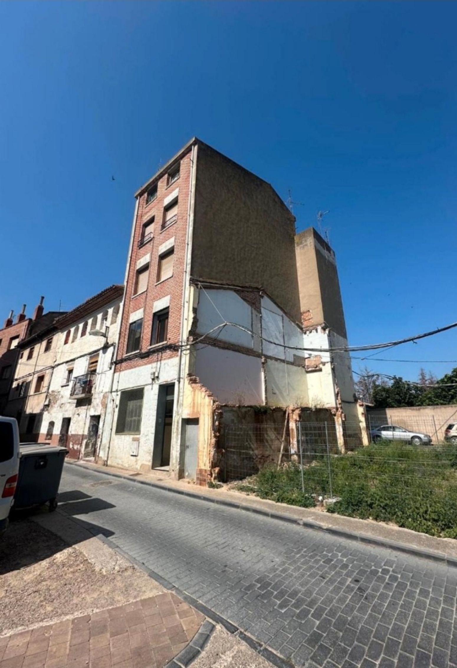 Vista exterior de Piso en venta en Alfaro