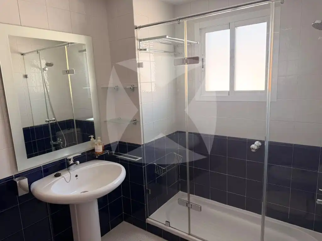 Bany de Pis de lloguer en Badajoz amb Aire condicionat, Forn i Rentadora