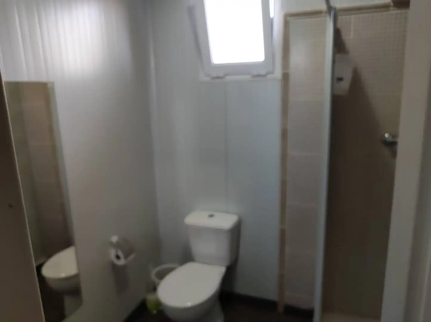 Baño de Casa o chalet en venta en Dos Hermanas con Aire acondicionado, Calefacción y Jardín privado