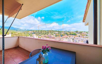 Vista exterior de Casa o xalet en venda en Caldes d'Estrac amb Aire condicionat, Calefacció i Terrassa