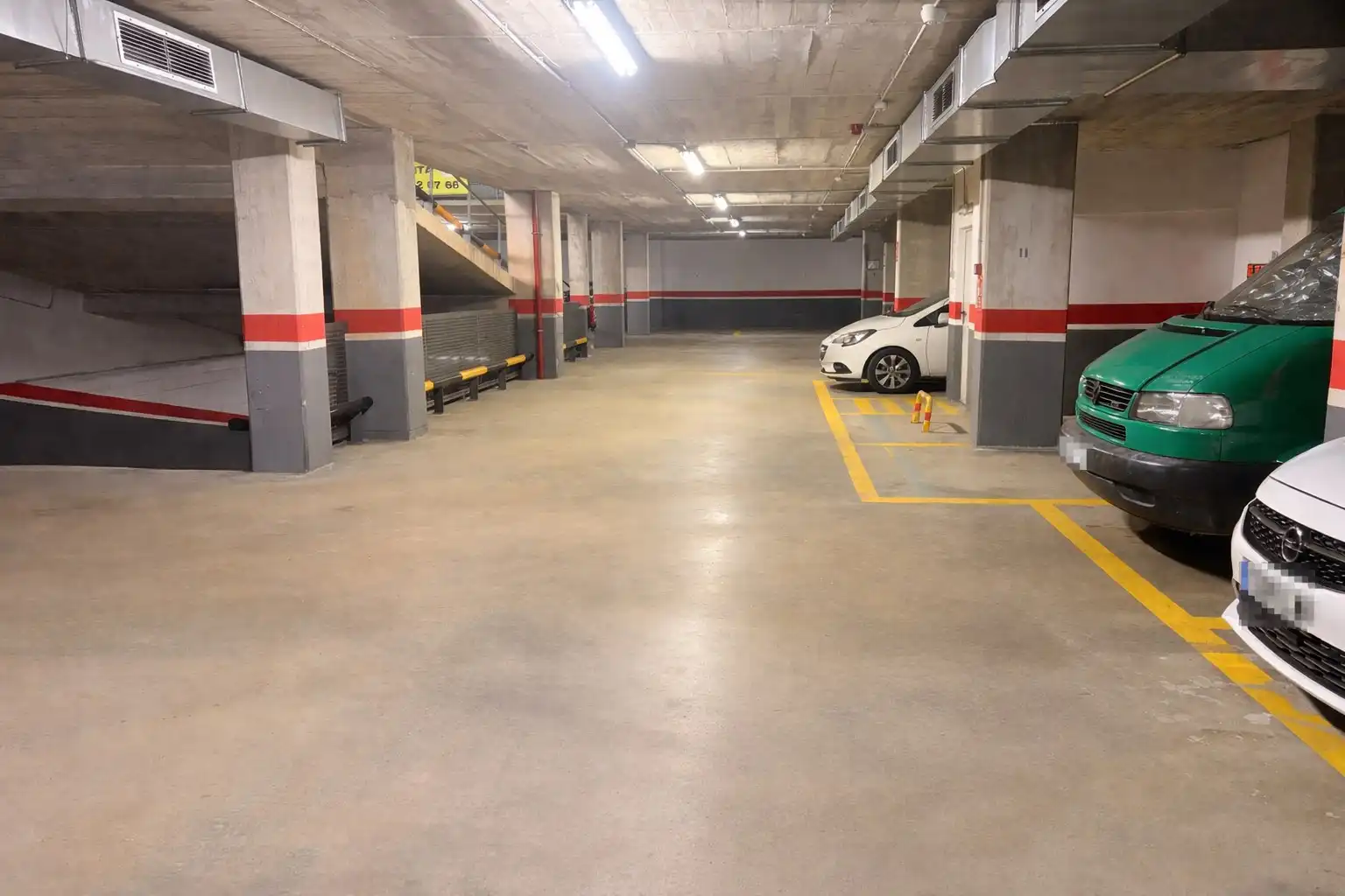 Parking de Garaje en venta en Les Planes  
