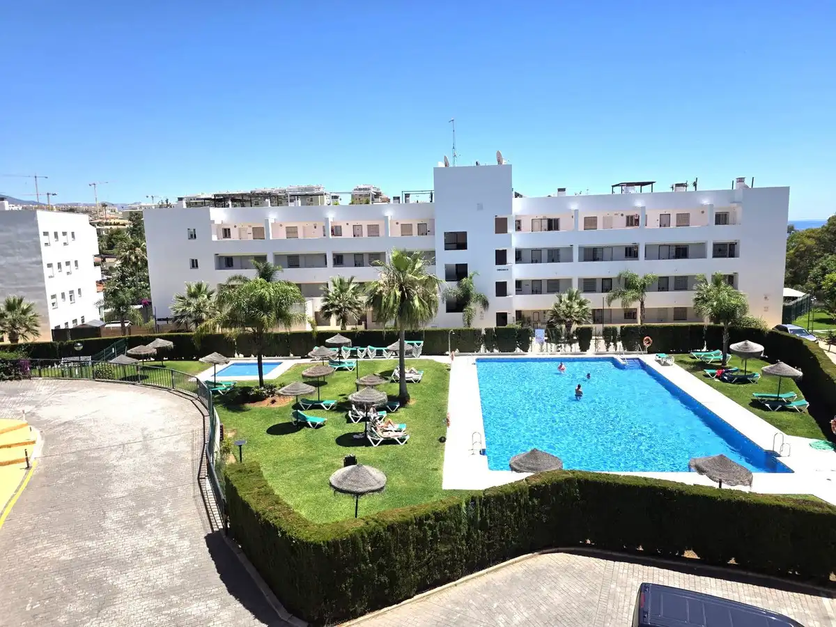 Piscina de Apartament en venda en Mijas amb Aire condicionat, Calefacció i Terrassa