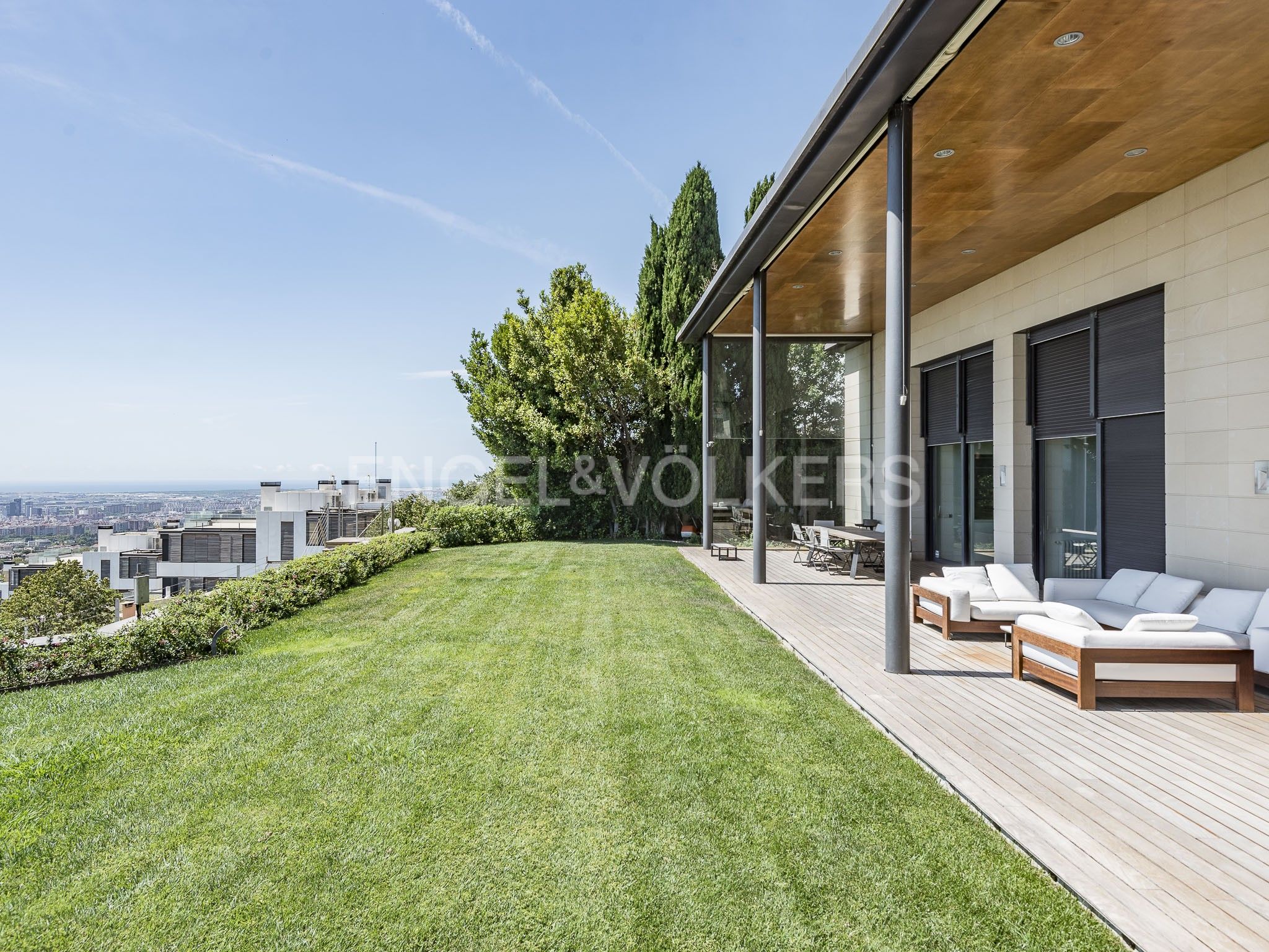 Terrassa de Casa o xalet en venda en  Barcelona Capital amb Aire condicionat, Calefacció i Jardí privat