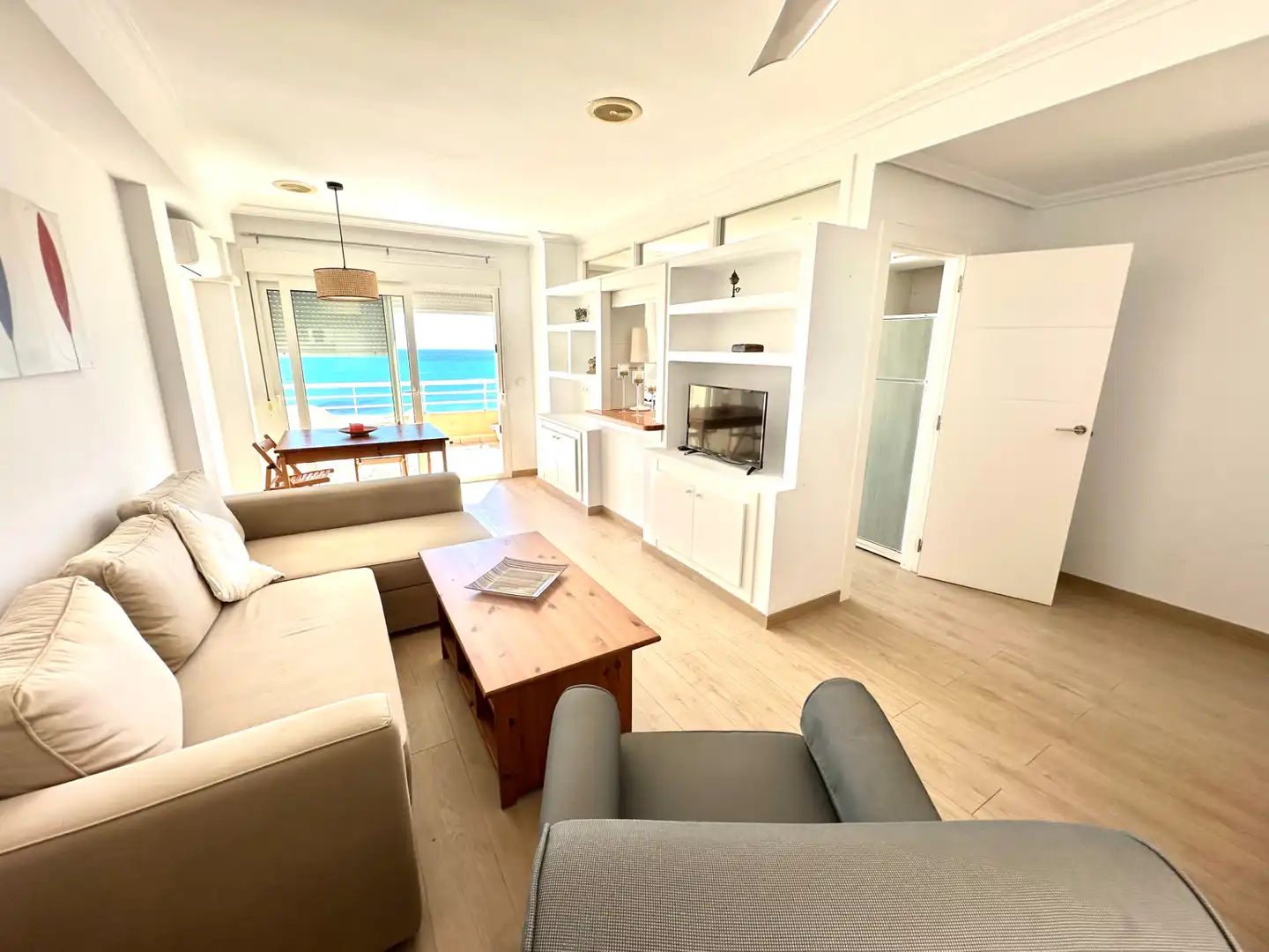 Sala de estar de Ático en venta en Torrevieja con Aire acondicionado, Calefacción y Terraza