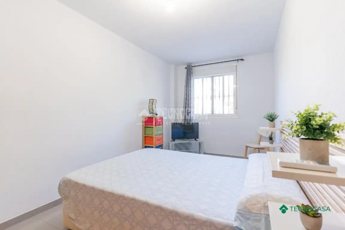 Bedroom of Flat for sale in Roquetas de Mar