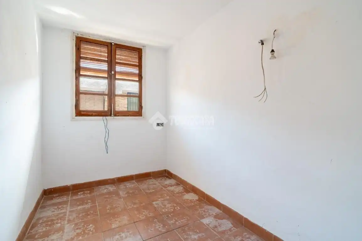 Habitación de Casa adosada en venta en Peligros