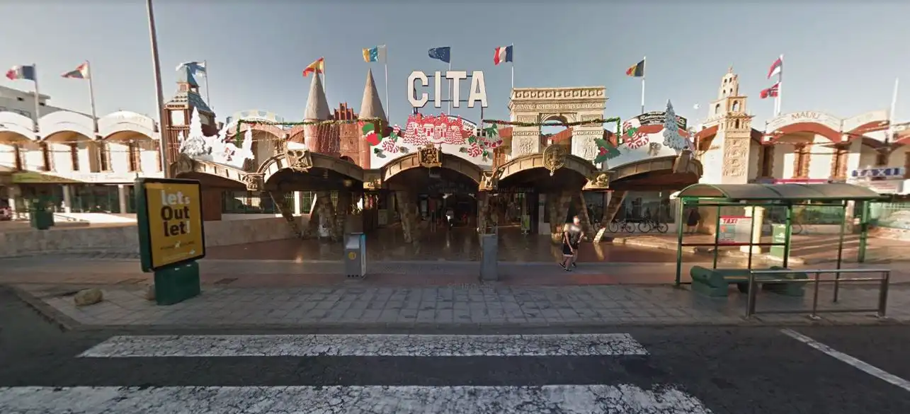 Gewerbefläche zur Übernahme in Avenida de Francia 1
