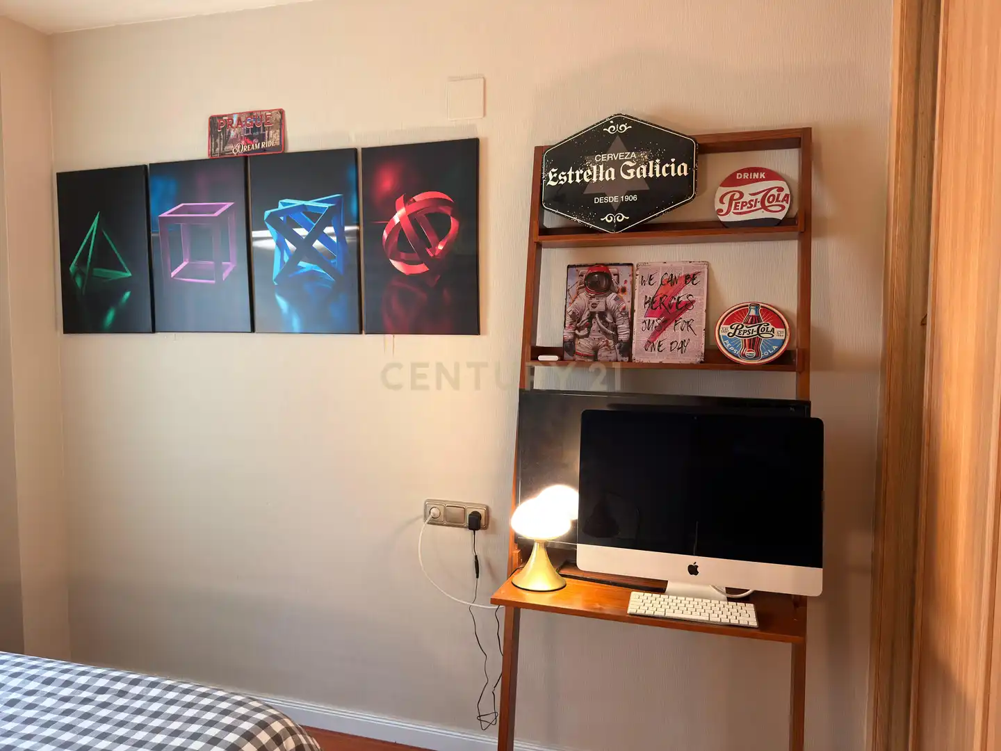 Bedroom of Apartments for sale in Málaga  with Air Conditioner, Private garden and Oven