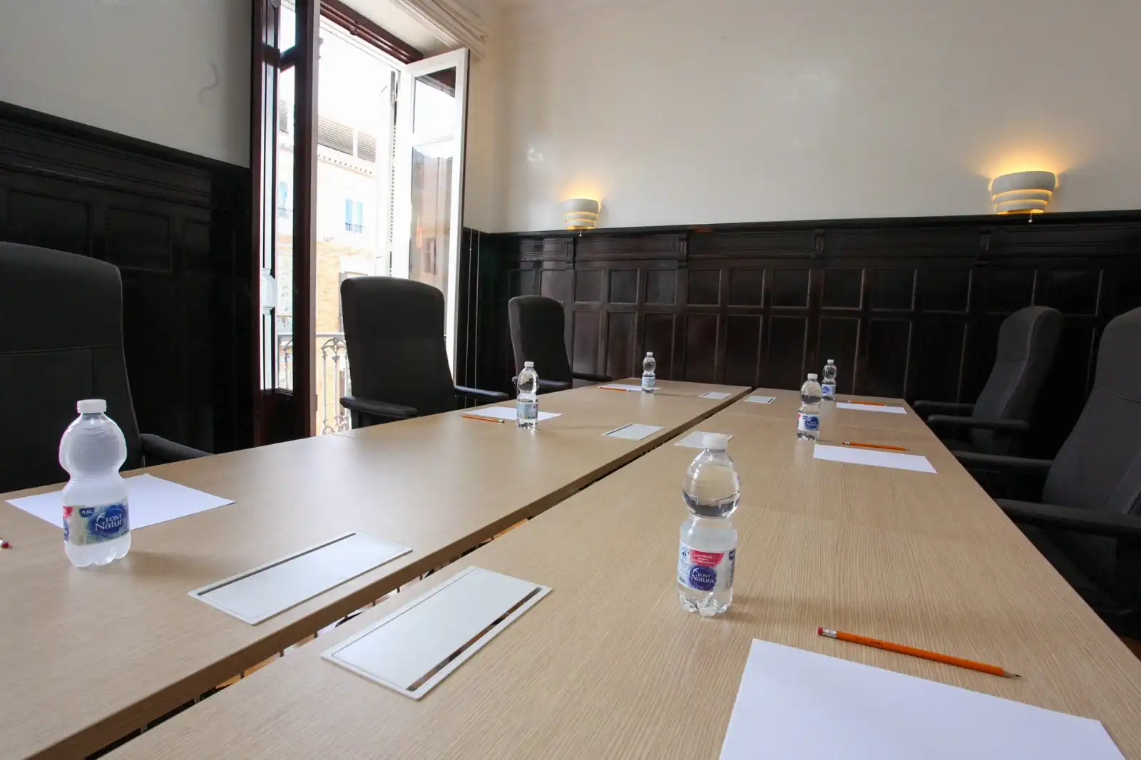 Office space with terrace to rent in Calle Marqués de Larios, imagen 2