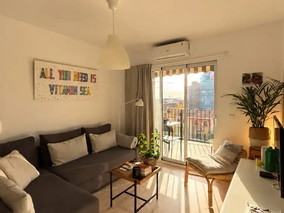Wohnzimmer von Wohnung zur Miete in Alboraya mit Klimaanlage