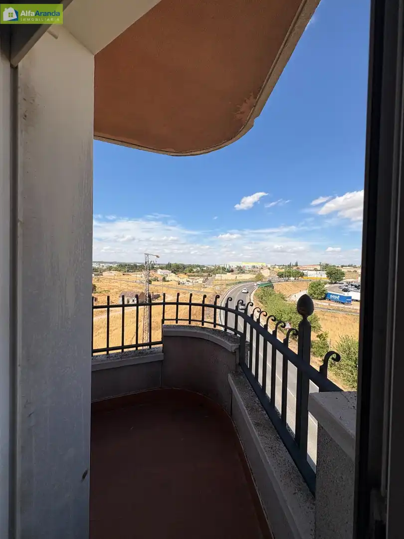 Balcony of Flat for sale in Aranda de Duero  with Heating, Parquet flooring and Terrace