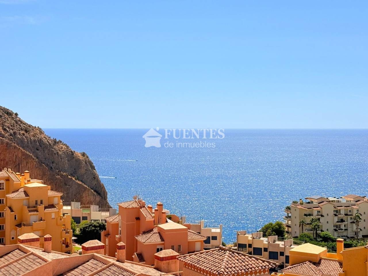 Vista exterior de Casa o xalet en venda en Puebla de Arenoso amb Aire condicionat, Terrassa i Moblat