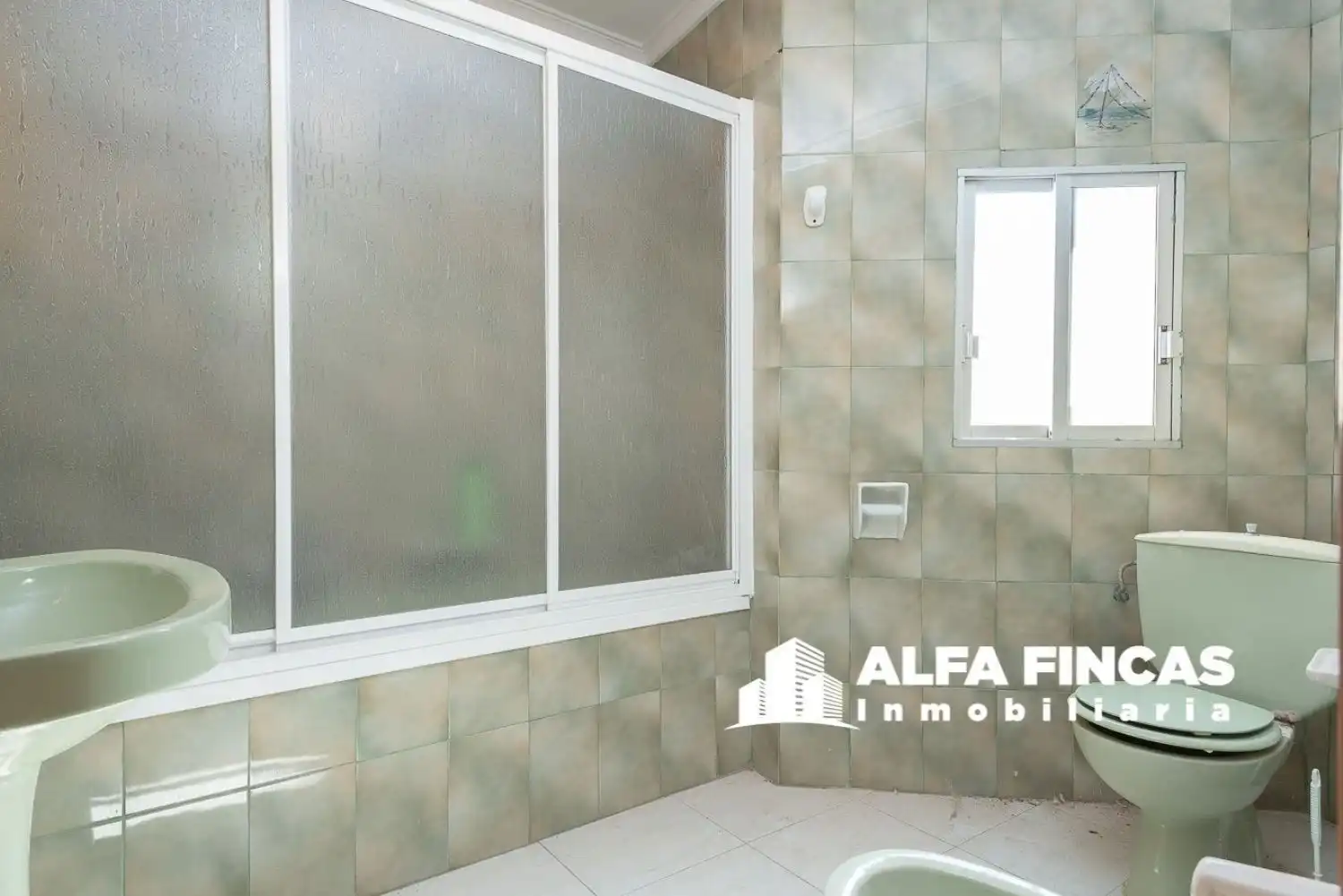 Baño de Piso en venta en Honrubia